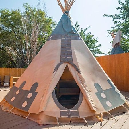 Ok Rv Park Glamping Tipi Ok55 Hotel Moab Buitenkant foto