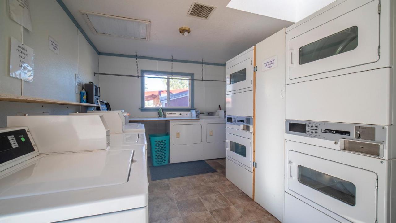 Ok Rv Park Glamping Tipi Ok55 Hotel Moab Buitenkant foto